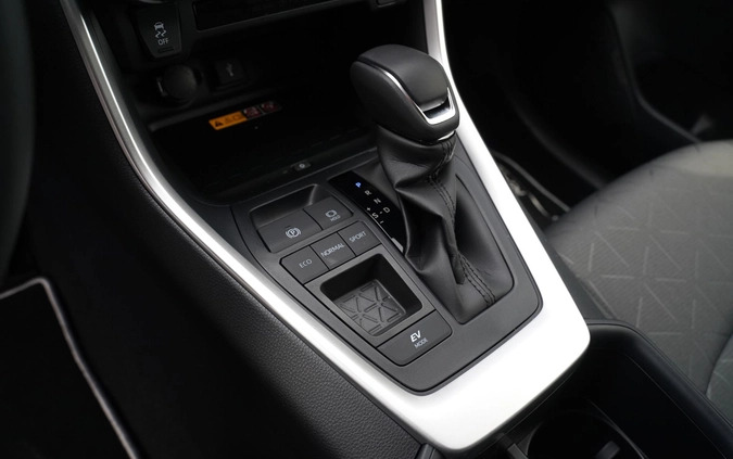 Toyota RAV4 cena 180999 przebieg: 1, rok produkcji 2023 z Biała Rawska małe 301